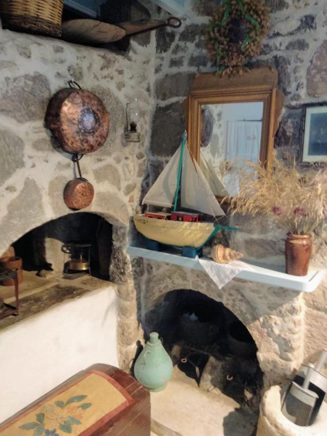 Old Traditional House Mandraki  Exterior photo